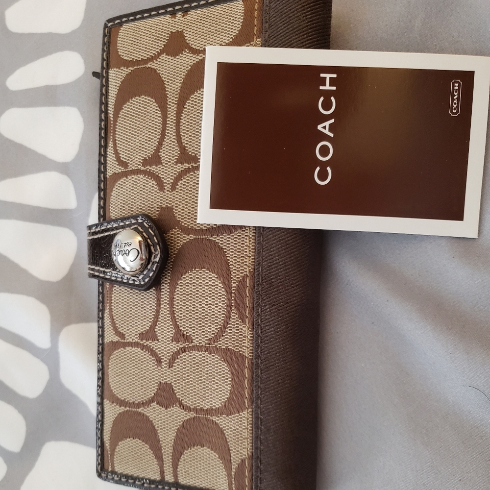 Coach Signature Card Holder